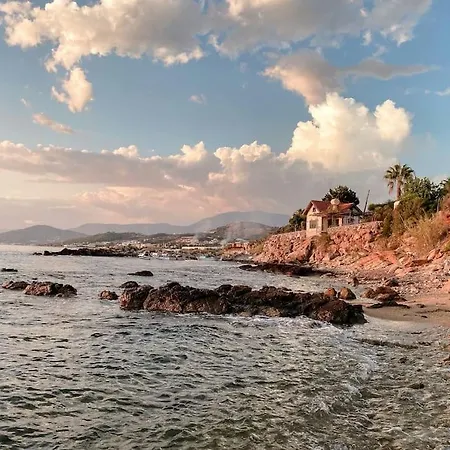 Feriehus Seafront Isolated Unique House Alanya
